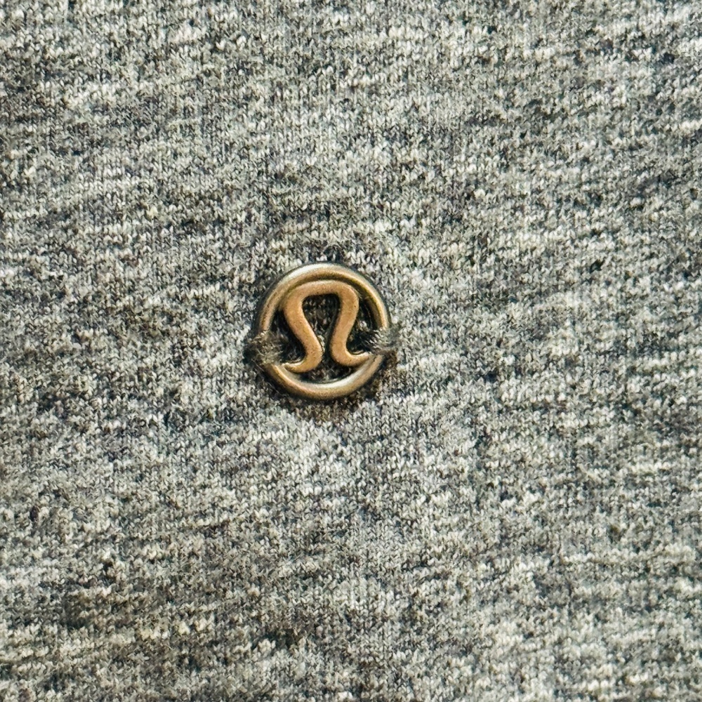 Lululemon - That's a Wrap, Heathered Snow Slub Coal Colour, Size 6 - Picture 6 of 7